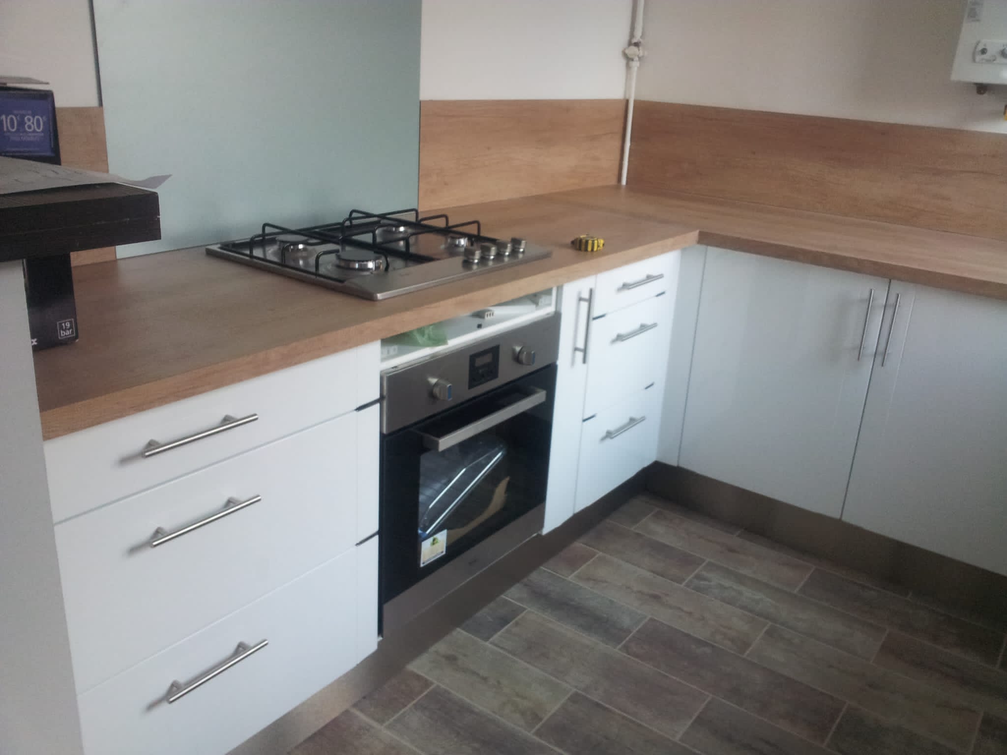 Budget rénovation cuisine – maîtriser les coûts travaux avec Les Artistes