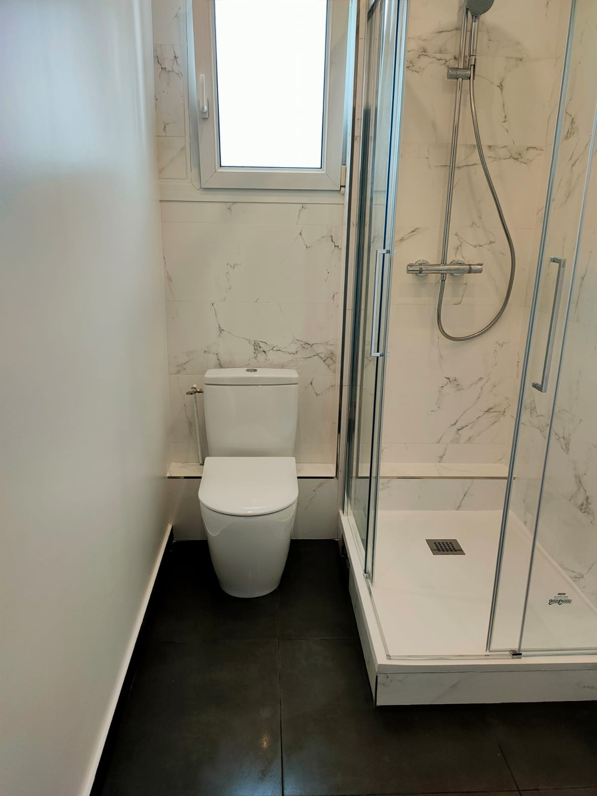 Rénovation salle de bain clé en main – résultat final
